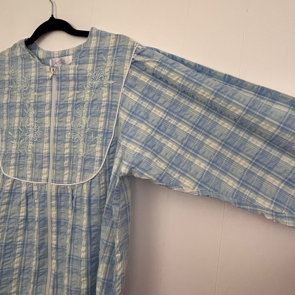 Collette by Miss Elaine Blue Plaid Floral Embroidered‎ Zip Front House Dress M - Picture 4 of 11